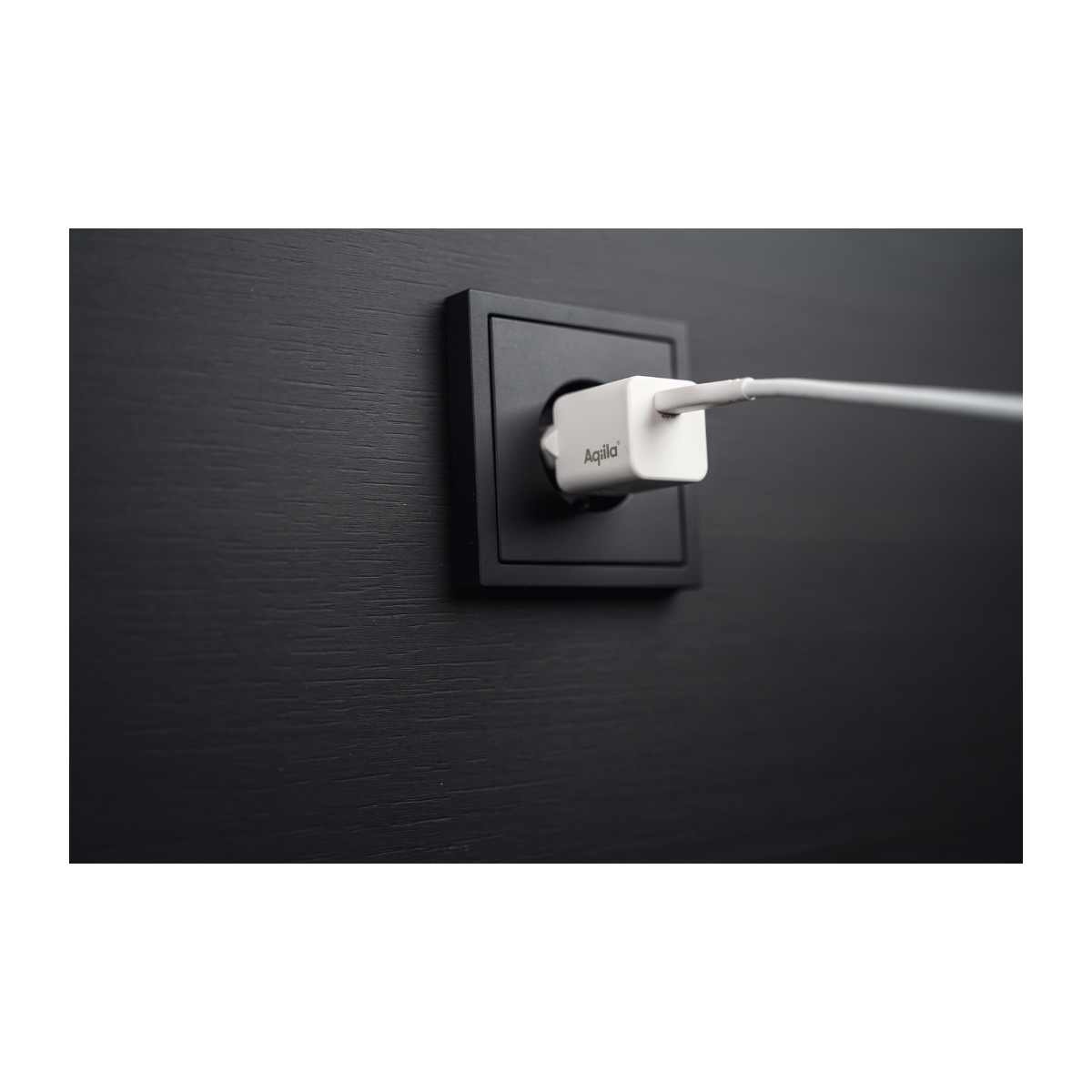 Aqiila Chargebird seinälaturi 20W
