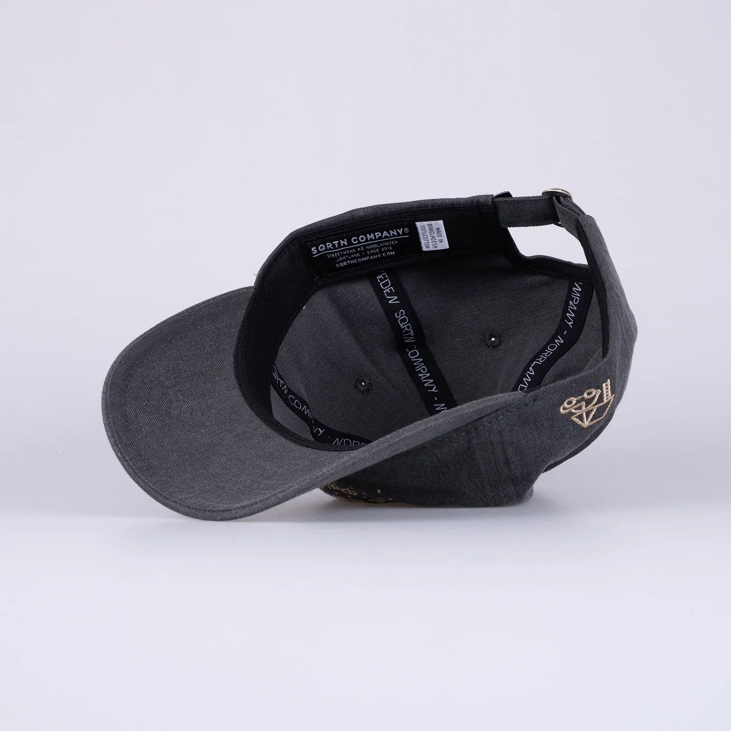 Collab Logo Dad Cap | Taktältarna x Sqrtn Company